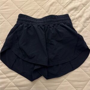 Lululemon track that short 3- Navy